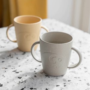 Tasse mit Henkel „MUMS“ (jetty beige)